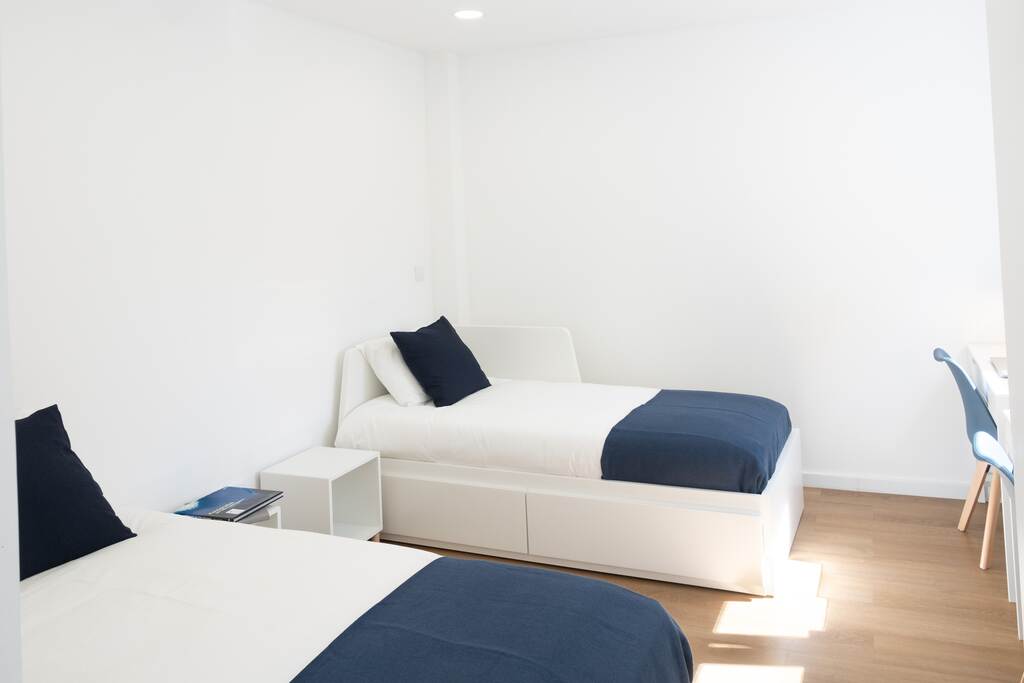 Deluxe c/ Estacionamento - foto